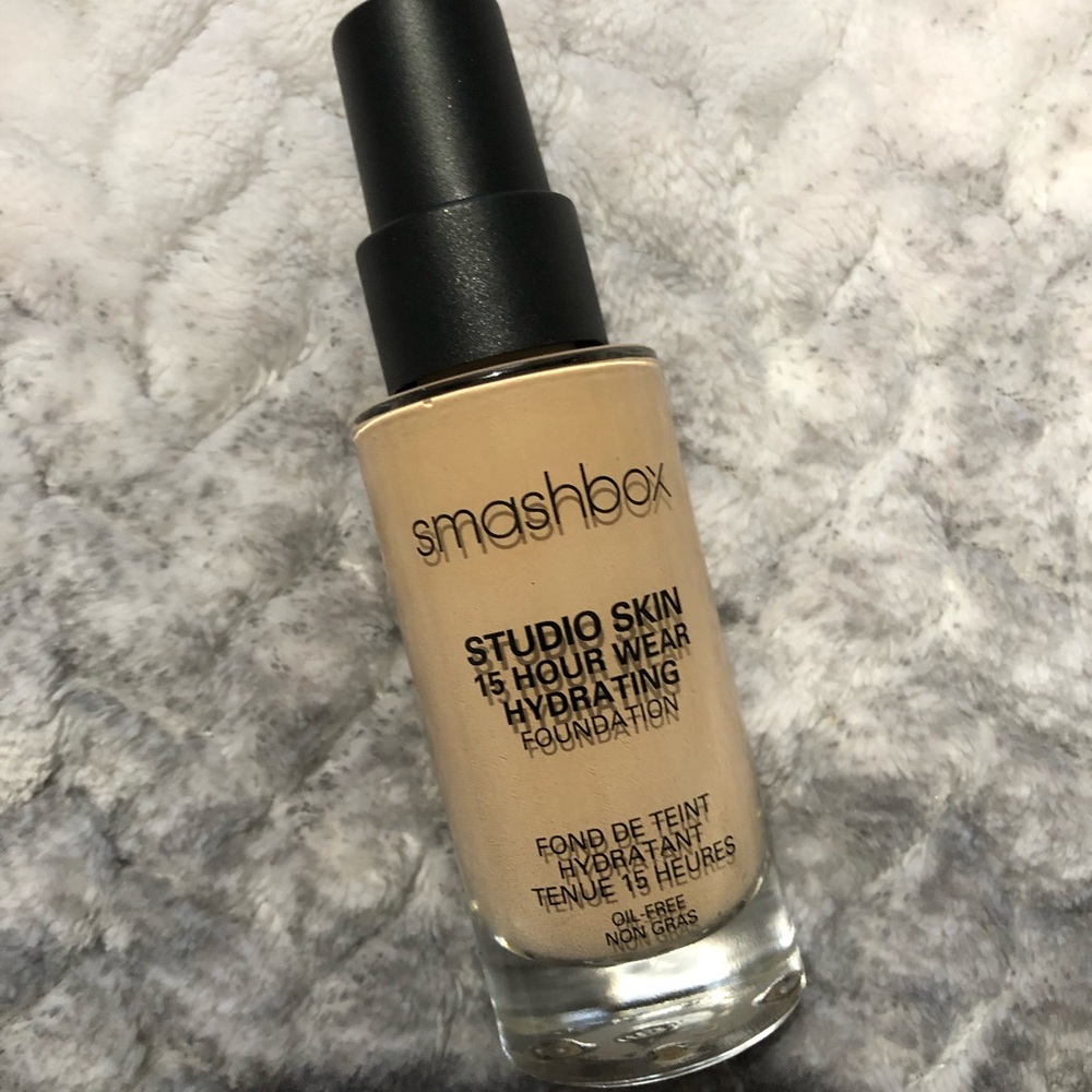 SMASHBOX ‘studio skin’ 1.1